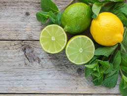 Resultado de imagen para  te de limon  y canela en un vaso con agua