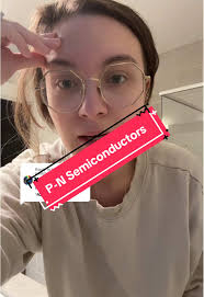 Explorando Semiconductores P-N en Ciencia y Tecnología