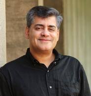 Rivera Presents Paper at SU