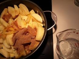 Homemade applesauce · combine all ingredients in a large pot and cook over medium heat, stirring occasionally, for 25 minutes. The Pioneer Woman S Applesauce
