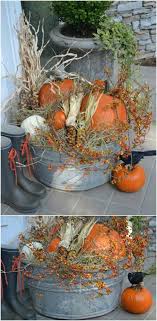 Outdoor fall decorations for front yard. 20 Diy Outdoor Fall Decorations That Ll Beautify Your Lawn And Garden Diy Crafts