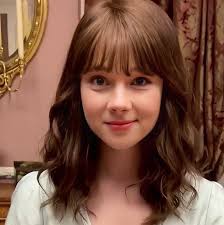 My Roman Empire is that Claudia Jessie (who plays Eloise Bridgerton) is 34  years old and looks like this