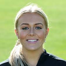 Sarah Glenn's Instagram, Twitter & Facebook