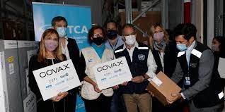 The covax facility will do this by pooling buying power from participating economies and providing volume guarantees across a range of promising vaccine candidates. Argentina Receives Its First Covid 19 Vaccines Through The Covax Facility Paho Who Pan American Health Organization