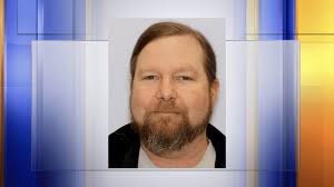 Mató a su hermano porque "estaba envenenando con la vacuna covid"