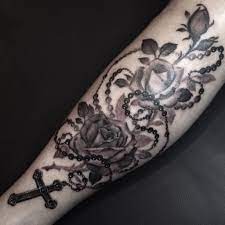 3d realistic holy rosary tattoo on arm for guys. Kat Von D On Twitter Rosary Tattoo Tattoos Rosary Tattoo Arm