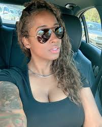 Mindy Holmes (@soymindy) • Instagram photos and videos