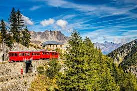 My question is whether there is a particular order to drive to these towns in order to travel the most picturesque. Chamonix Mont Blanc Private Day Trip From Geneva Ginebra Suica