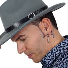 Pobre Corazón (feat. Emilio Reyes)