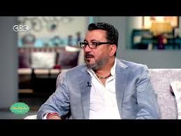 يشتهر المنتج نصر محروس بأزماته الكثيرة من الفنانين ومن أبرزهم أزمته مع الفنان بهاء سلطان المستمرة على مدار 8 سنوات، ونتج عنها وقف وتجميد نشاط الفنان بهاء سلطان الفني طوال تلك الفترة، ويرفض. ØµØ§Ø­Ø¨Ø© Ø§Ù„Ø³Ø¹Ø§Ø¯Ø© Ø´Ø§Ù‡Ø¯ Ù†ØµØ± Ù…Ø­Ø±ÙˆØ³ ÙŠØ­ÙƒÙŠ Ù„Ø£ÙˆÙ„ Ù…Ø±Ø© Ø³Ø± Ø¥ÙƒØªØ´Ø§ÙÙ‡ Ù„Ø´ÙŠØ±ÙŠÙ† ÙˆØ£ØºÙ†ÙŠØ© Ø¨Ø­Ø¨Ùƒ Ù…Ø¹ Ù…Ø­Ù…Ø¯ Ù…Ø­ÙŠÙŠ Youtube