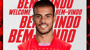 OFICIAL: Pedro Ferreira é o novo reforço do Santa Clara