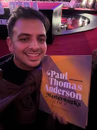 DÍA 3 DE 31 DÍAS DE CINE DE TERROR: Him (2025) disponible ya en cines ¿Vas  a ir a ver esta película? Si ya la viste, ¿que te pareció? #jordanpeele  #himmovie #31daysofhorror #horrormovies #horrorcinema
