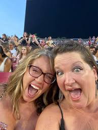 Male lesbian shares Renaissance faire photo and vinyl collection