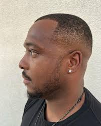 Mid fade, beard trim, and line up for Kevin 🌸🫡