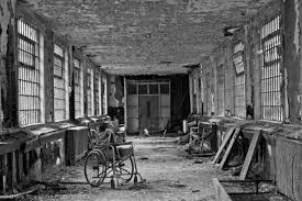 Hopital Psychiatrique De Trenton Trenton And Ewing New Jersey Construit En 1848 Abandoned Asylums Insane Asylum Abandoned Hospital