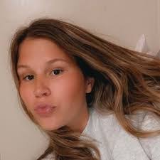 Stephanie Bertucci's Instagram, Twitter & Facebook