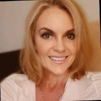 Lynne Mclean's Instagram, Twitter & Facebook