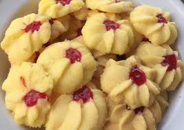 Untuk proses pembuatannya, silahkan ikuti cara membuat kue semprit mawar renyah melalui step by step yang akan disertakan dibawah ini. Resep Kue Semprit Susu Tiga Bahan Oleh Meme Maya Cookpad