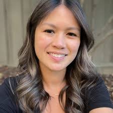 Amy Drennon's Instagram, Twitter & Facebook