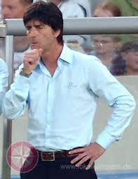 2 works in hansi flick/joachim löw. Ist Jogi Schwul Moers