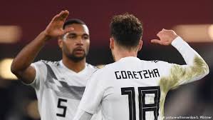 تشكيلة منتخب هولندا 2019, تشكيلة منتخب هولندا 2010, تشكيلة منتخب هولندا 1988, تشكيلة منتخب هولندا 1990, تشكيلة منتخب هولندا 2014 المباراة الاولى هولندا وأيطاليا (3_0) المباراة الثانية هولندا وفرنسا (4_1) المباراة الثالثة هولندا والدنمارك (2_0) ربع نهائي. Ø¨Ø¯Ø§ÙŠØ© ÙˆØ§Ø¹Ø¯Ø© Ù„Ø£Ù„Ù…Ø§Ù†ÙŠØ§ Ø¨Ø«ÙˆØ¨Ù‡Ø§ Ø§Ù„Ø¬Ø¯ÙŠØ¯ Ø¨Ø¹Ø¯ Ø§Ù„ØªØ¹Ø§Ø¯Ù„ Ù…Ø¹ ØµØ±Ø¨ÙŠØ§ Ø±ÙŠØ§Ø¶Ø© ØªÙ‚Ø§Ø±ÙŠØ± ÙˆØªØ­Ù„ÙŠÙ„Ø§Øª Ù„Ø£Ù‡Ù… Ø§Ù„Ø£Ø­Ø¯Ø§Ø« Ø§Ù„Ø±ÙŠØ§Ø¶ÙŠØ© Ù…Ù† Dw Ø¹Ø±Ø¨ÙŠØ© Dw 20 03 2019