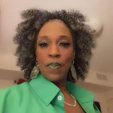 Lisa Morris (@lmorrishenry) • Facebook