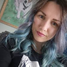 Morning everyone does anyone know any dog groomers that got any  cancellations to book my dog in just before Christmas please thank you