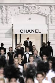 Maison De Couture En El N 31 De La Rue Cambon En Paris Paris Fashion Week Chanel Chanel Karl Lagerfeld Chanel