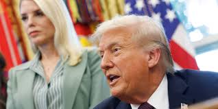 Meridith McGraw (@meridithmcgraw)