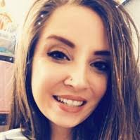 Chelsea Lindgren's Instagram, Twitter & Facebook