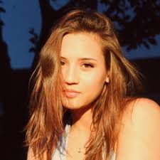 Alex Waller (@alex_elise_)