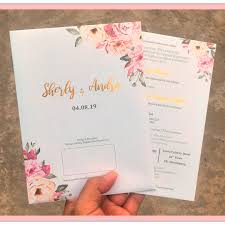 Masih bingung dengan konsep undangan pernikahan? Contoh Undangan Pernikahan Hardcover Putih Simple Elegant Jasa Cetak Undangan Pernikahan