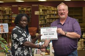 Shelf Talk 33: Employee of the Quarter Mary Razor