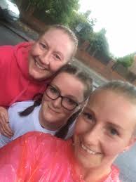 Red Day 15 and 16 ❤️✓x 10 miles over two days with these lovely ladies  🏃‍♀️Deb Howell Smith Debbie Rodden Kim Fraser and Julie Reay 🐶🐶🐶🐶x  well done girls we are half
