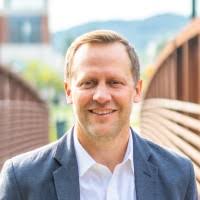 Eric Woolridge's Instagram, Twitter & Facebook