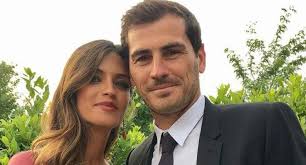 The two made their relationship public thereafter. Iker Casillas And Sara Carbonero Separate But Have Millions Sports Football24 News English