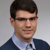 1300+ perfis com “Strutz”