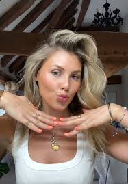 Ringmybells (@ringmybellls)