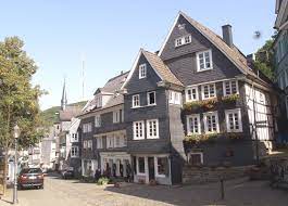 Although there were no settlements in velbert, neviges or langenberg during the stone age, seven types of neolithic stone tools have been found in the region. Velbert Langenberg Fotogalerie Stadtinfo Stadt Velbert