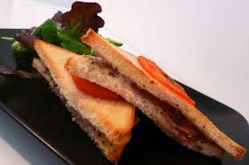 Croque Monsieur Sans Fromage La Recette Facile Par Toques 2 Cuisine Recette Recette Facile Recette Croquant Croque Monsieur