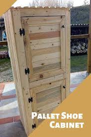 Pallets can be got free from many reachable source and shipping areas have the highest probability to get any quantity of pallets. How To Build Cabinets Wardrobes Diy Pallet Cabinet 1001 Pallets