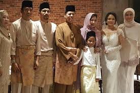 Menurutnya, disebabkan komitmen kerja, kadang kala dia tidak sempat menyiapkan sarapan pagi setiap hari. Nora Danish Dan Nedim Nazri Sah Suami Isteri News Rojak Daily