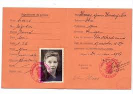 Le guide du routard belgique en ligne vous propose toutes les informations pratiques, culturelles, carte belgique, plan belgique, photos belgique, météo belgique. Personalausweis Passport Carte D Identite Luxembourg 1937 Commune De Lintgen Nr 367599764 Oldthing Papier Dokumente