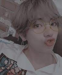 Bts Pfp Aesthetic V Kim Taehyung Dark Pastel And V Image 6055031 On Favim Com kim taehyung dark pastel and v image