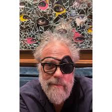 Hello there's a lot of eyes here. Greenberg says your whole being is in  your eye when you look at art. He meant that art that prioritises looking  as opposed to say,