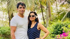 His dedication towards the common man propelled him to start various initiatives to help people of all stature. Sonu Sood Takes A Break From Work Spends Quality Time With Friends And Family In Alibag