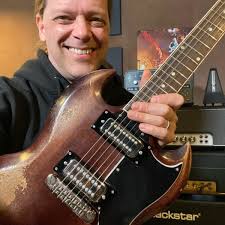 Guitar Special Vol.217 with Angus Clark (Trans-Siberian Orchestra)  (darkstars.de Webzine)