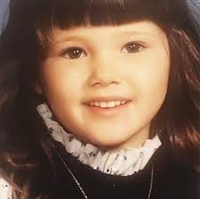 18 yr female university student looking for summer work in keswick. Has  license no car