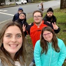 Jill Masters's Instagram, Twitter & Facebook