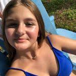 Farrah Henderson's Instagram, Twitter & Facebook